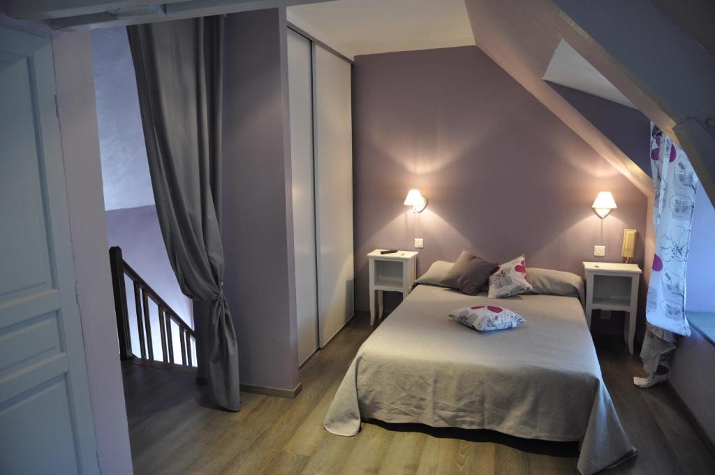 Logis Hotels - Auberge De L'Ile - Hotel 3 Etoiles Et Restaurant Creysse  部屋 写真