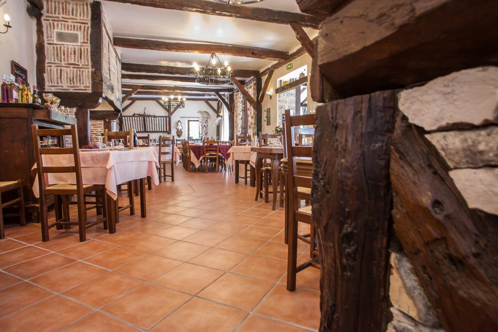 Logis Hotels - Auberge De L'Ile - Hotel 3 Etoiles Et Restaurant Creysse  エクステリア 写真