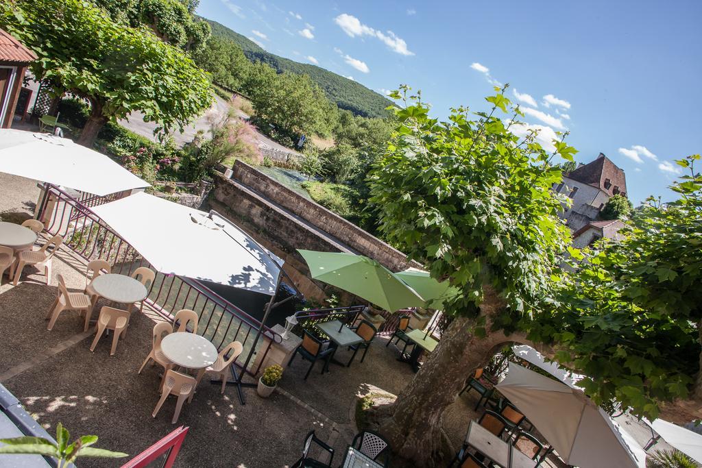 Logis Hotels - Auberge De L'Ile - Hotel 3 Etoiles Et Restaurant Creysse  エクステリア 写真