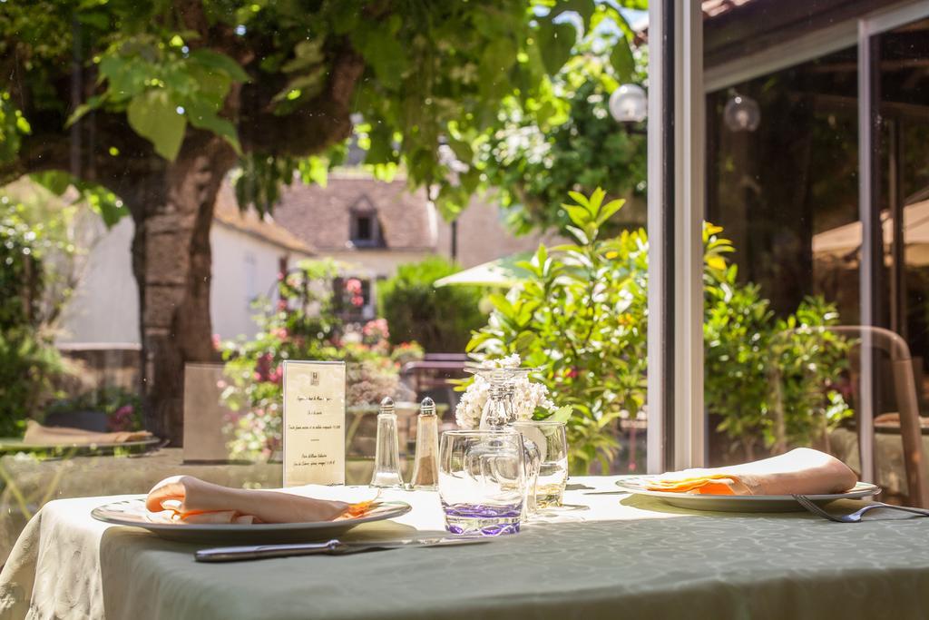 Logis Hotels - Auberge De L'Ile - Hotel 3 Etoiles Et Restaurant Creysse  エクステリア 写真