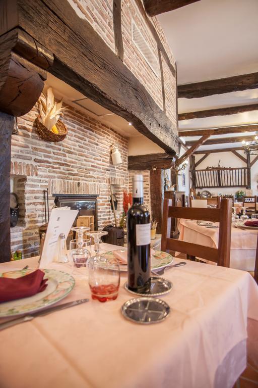 Logis Hotels - Auberge De L'Ile - Hotel 3 Etoiles Et Restaurant Creysse  エクステリア 写真