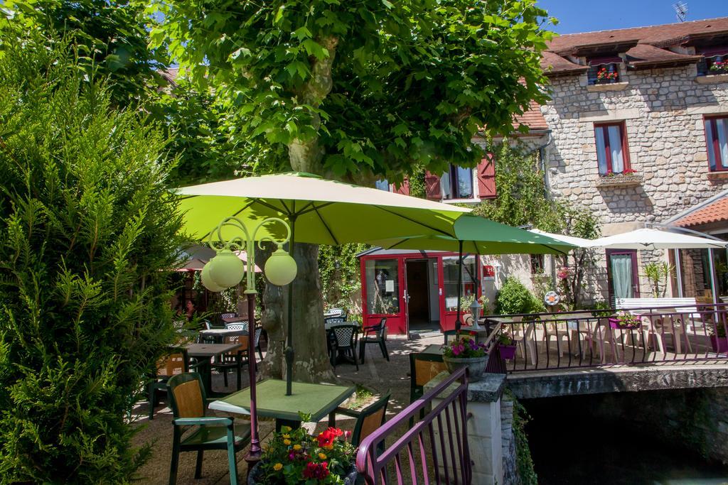 Logis Hotels - Auberge De L'Ile - Hotel 3 Etoiles Et Restaurant Creysse  エクステリア 写真