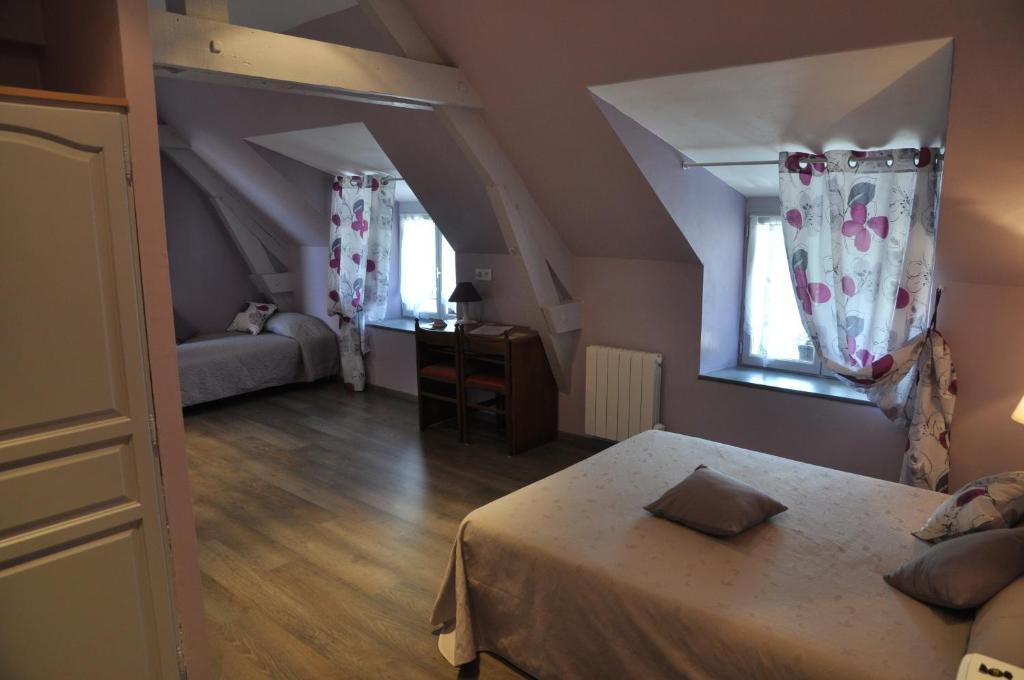 Logis Hotels - Auberge De L'Ile - Hotel 3 Etoiles Et Restaurant Creysse  エクステリア 写真